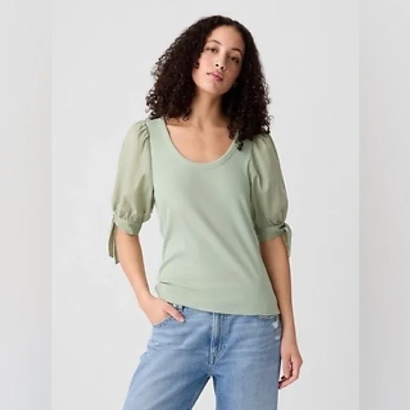 GAP Women's Light Green Puff Sleeve Tee - Picture 1 of 6